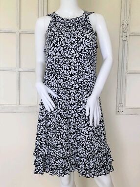 NWT MSK Navy and White Leaf Print Dress Sequin